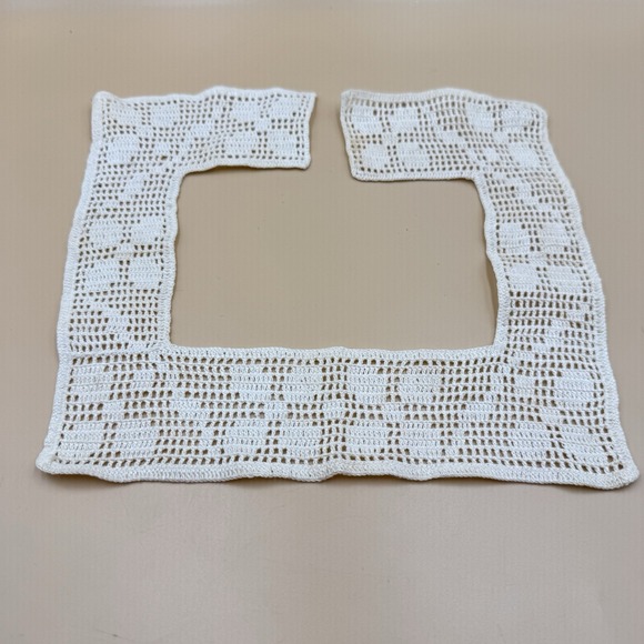 Handmade Accessories - Vintage Handmade Filet‎ Crochet Detachable Collar White Lace Bib Peter Pan
